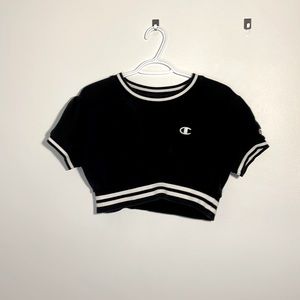 Champion Women’s Vintage Dye Fleece Crop Top